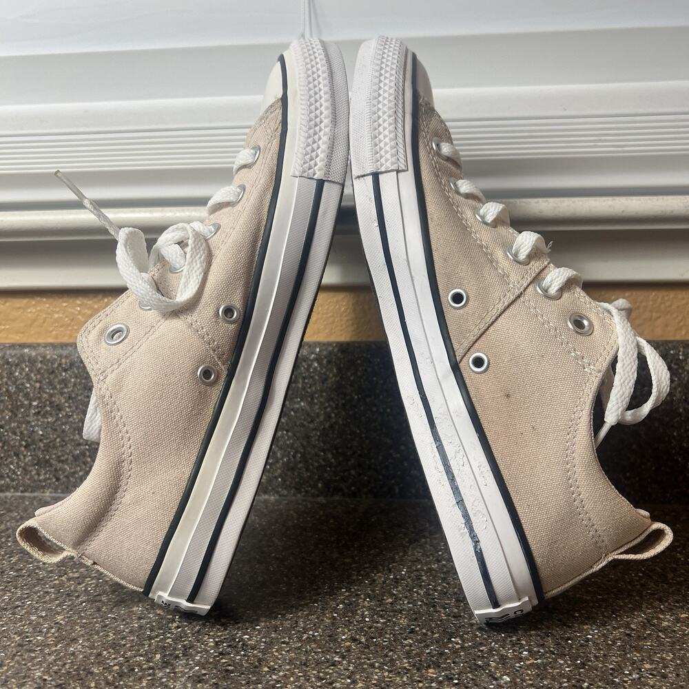 Converse All Star Women Sz 9 Pink Canvas Sneaker Skate Lace Up Low Padded Tongue - Picture 6 of 11